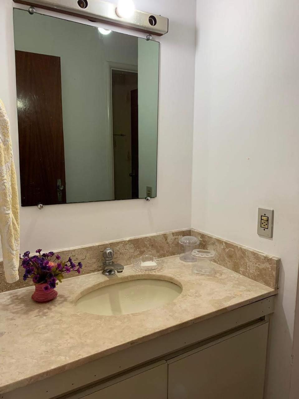 4 Suites, Ar Cond Tv, Internet, Piscina,150 Mts Praia! Aceitamos Pet! Guaruja Exterior photo