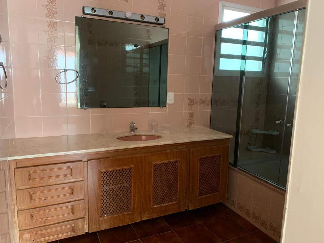 4 Suites, Ar Cond Tv, Internet, Piscina,150 Mts Praia! Aceitamos Pet! Guaruja Exterior photo