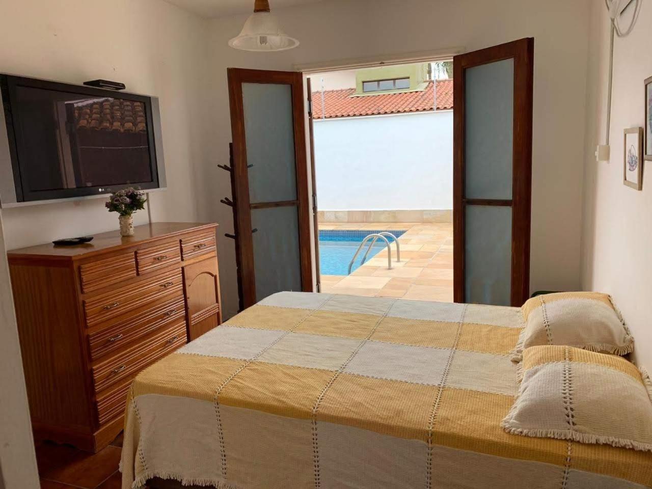 4 Suites, Ar Cond Tv, Internet, Piscina,150 Mts Praia! Aceitamos Pet! Guaruja Exterior photo