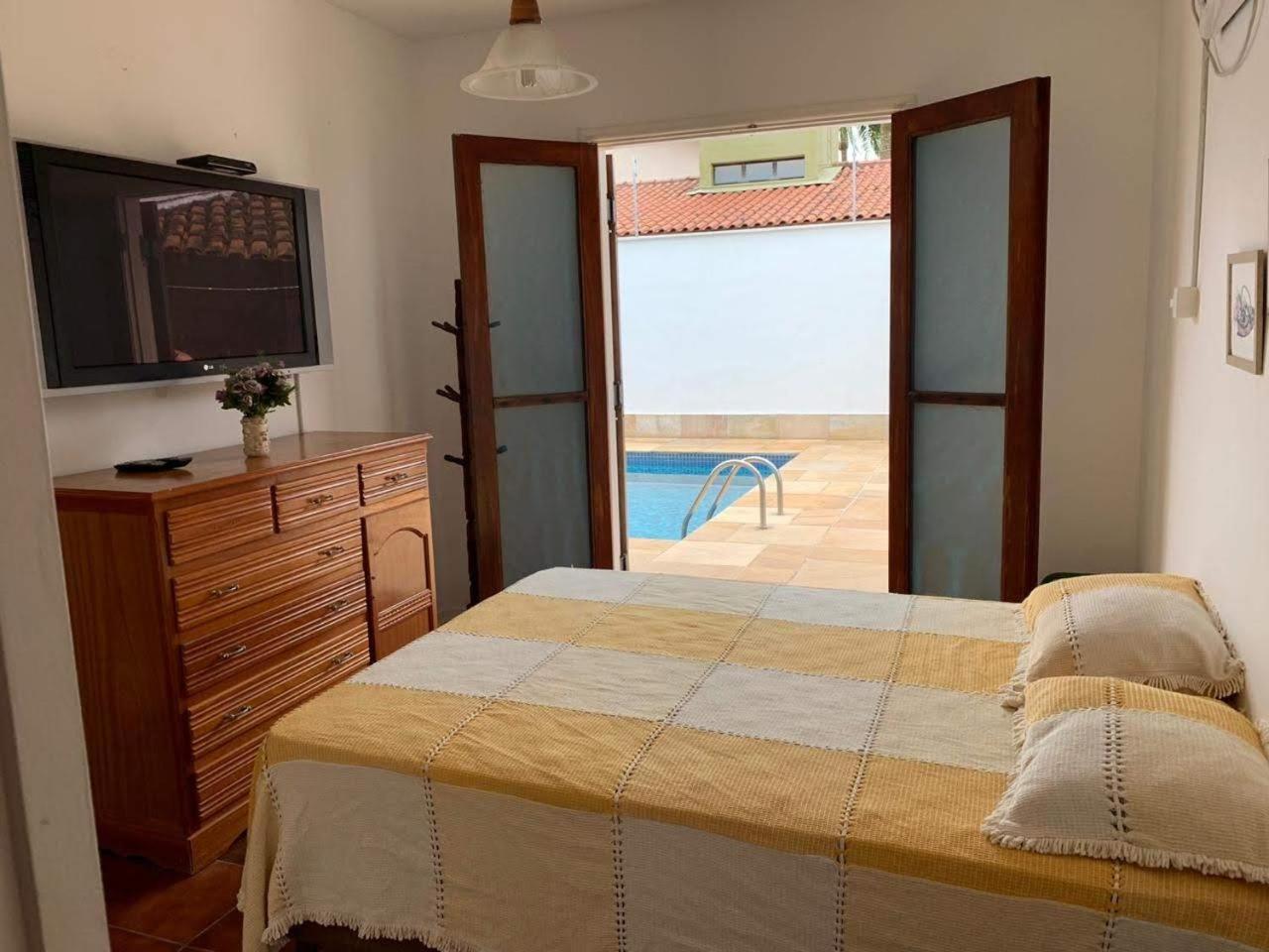4 Suites, Ar Cond Tv, Internet, Piscina,150 Mts Praia! Aceitamos Pet! Guaruja Exterior photo