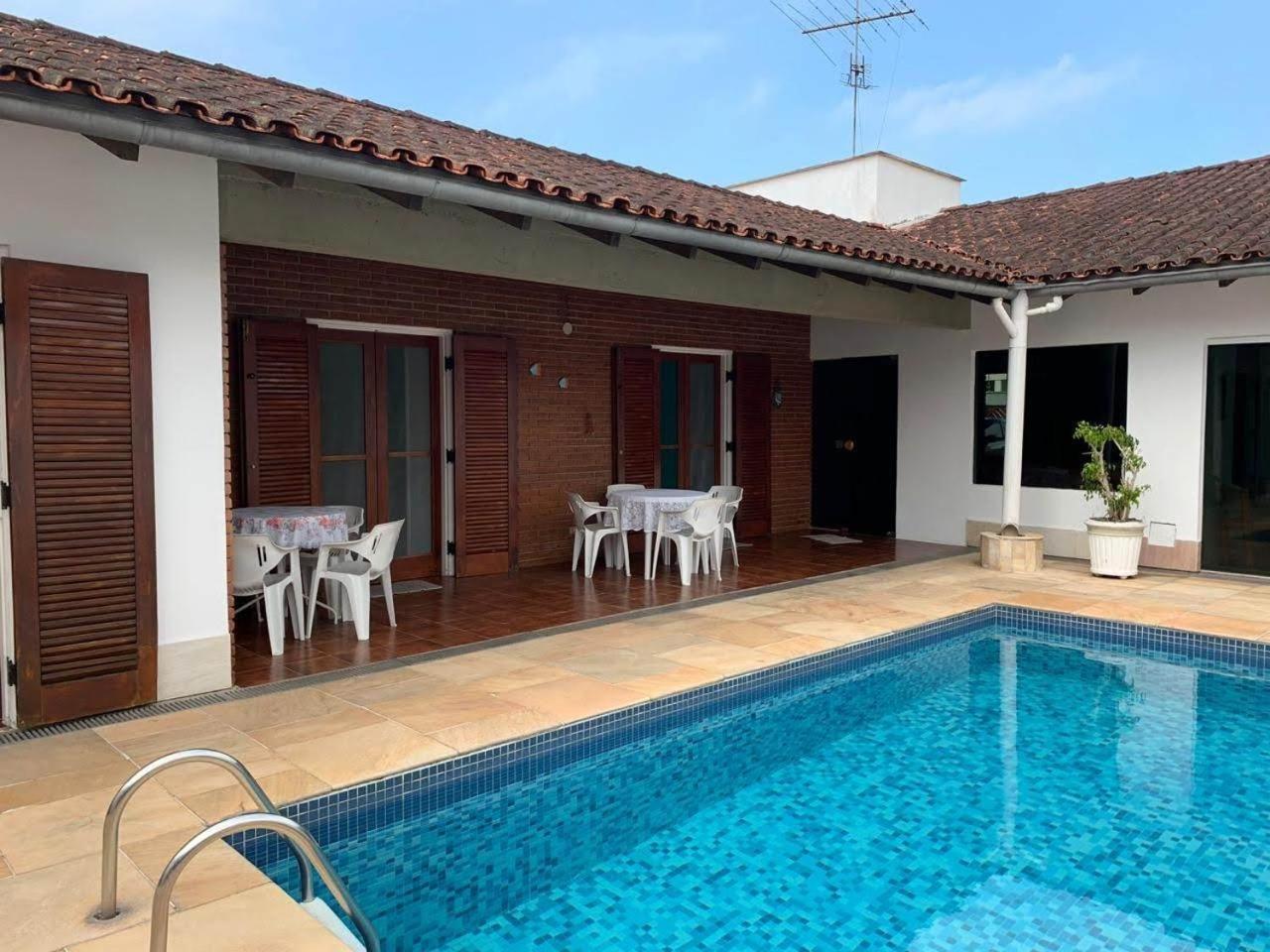 4 Suites, Ar Cond Tv, Internet, Piscina,150 Mts Praia! Aceitamos Pet! Guaruja Exterior photo